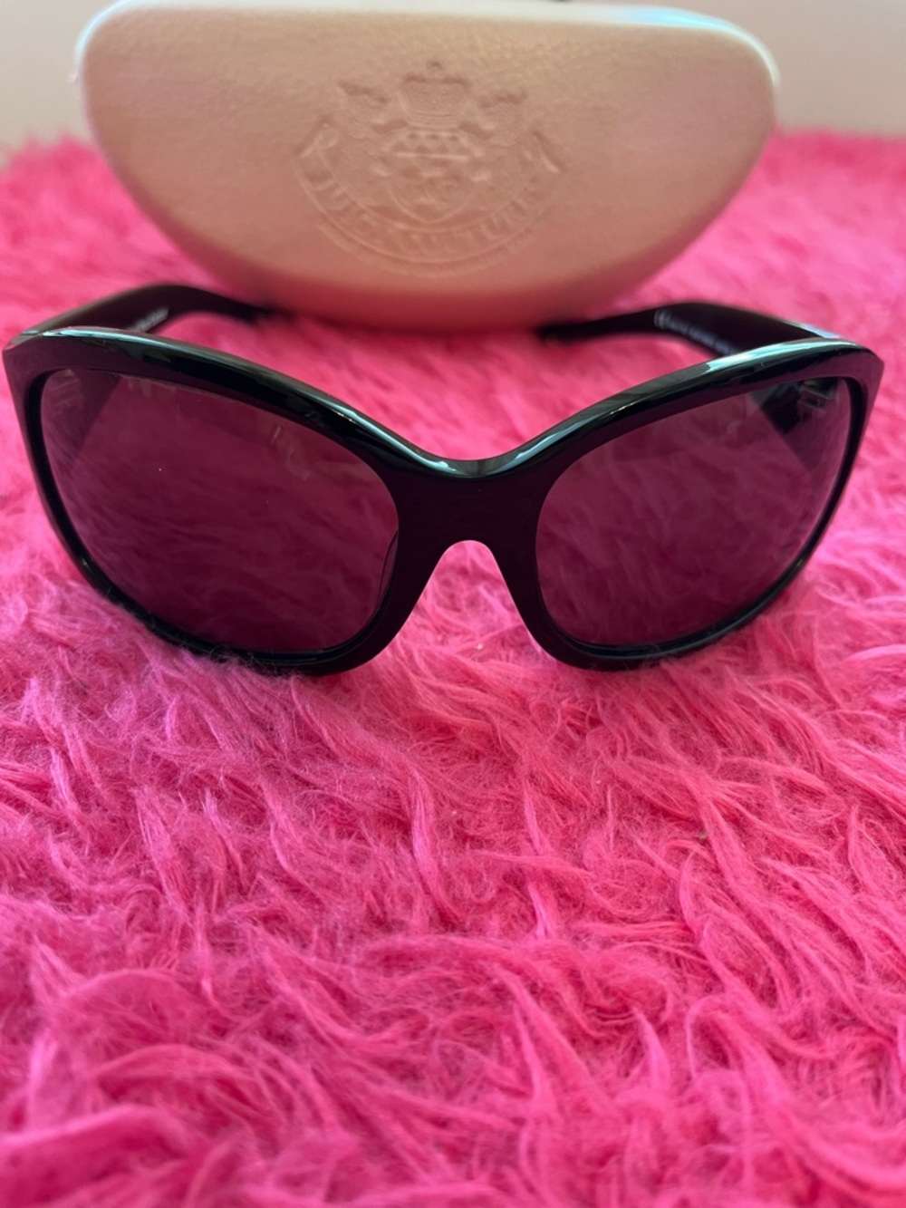 Women’s Black Oversized Sunglasses - Picture 2 of 8